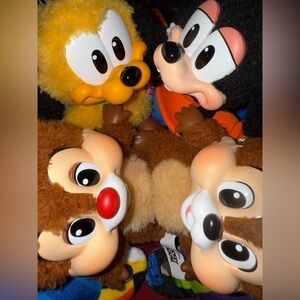 4 Pop Mart Mickey Family Cute Together Keychain Series Figures